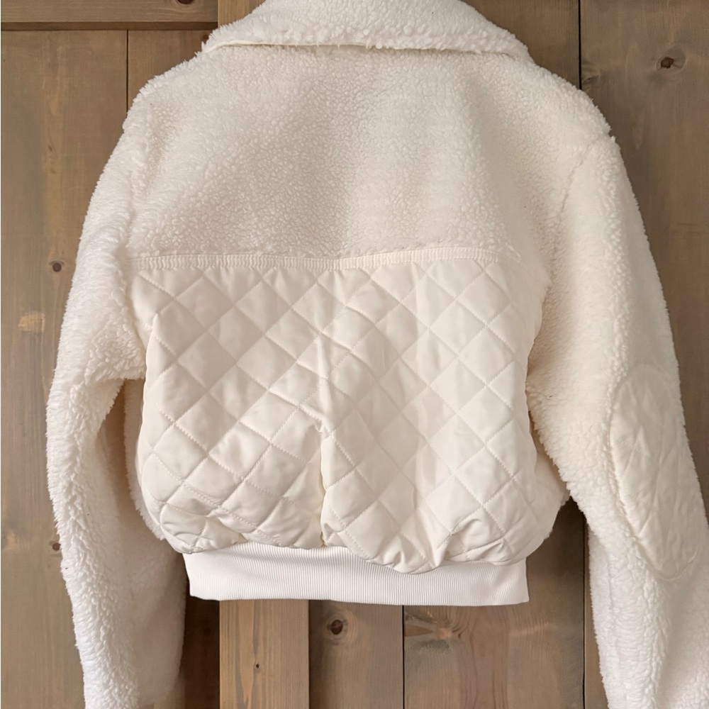 Alo Sherpa Quilted Pocket Zip-Up Bomber in Cream - Picture 3 of 5